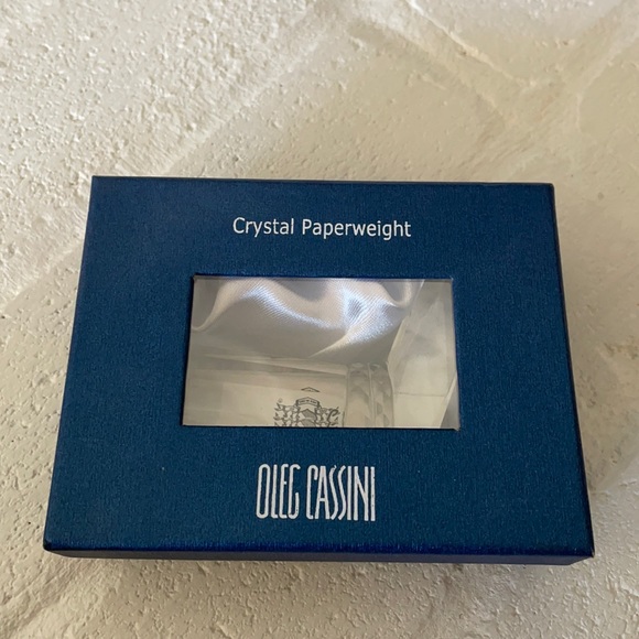 Crystal Boot Paperweight - Picture 2 of 7